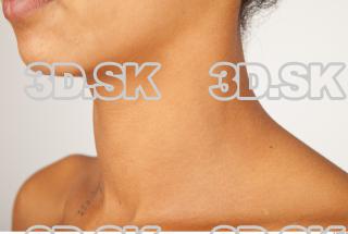 Neck texture of Lora 0009